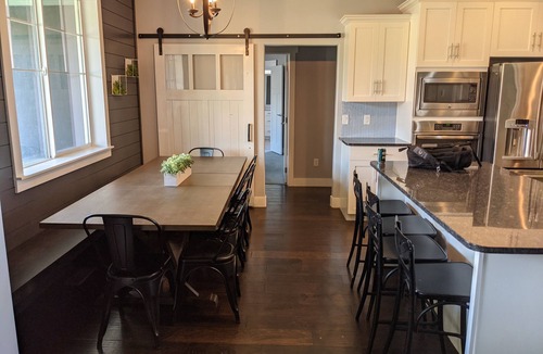Cedar City House | Luxurious 7Bd, 4Bath w/Theatre, BunkRm, Huge Yard