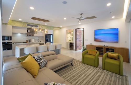 Bucerias Condo | Luxury Beachfront 4BR/Panoramic Ocean View + Rooftop & beach pool + Gym + Spa