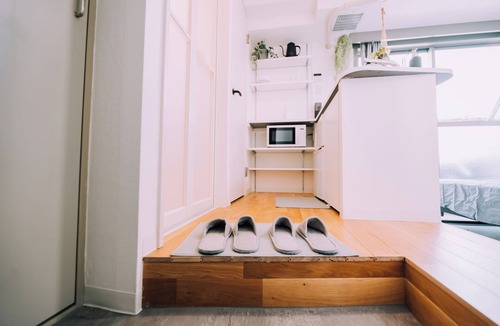 Minami Apartment | Minimalist Loft 1003