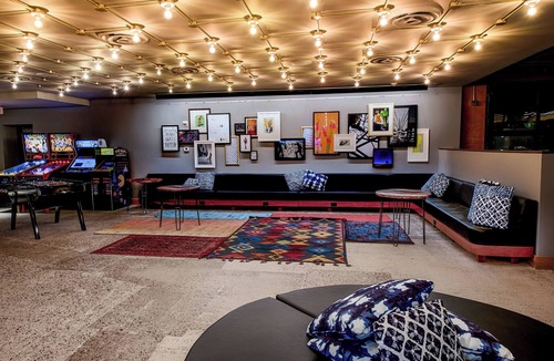 Tempe Hotel | MOXY Phoenix Tempe/ASU Area