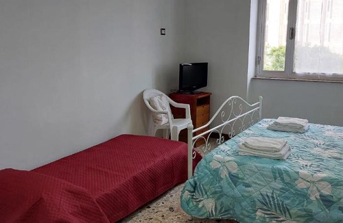 Vasto House | Naples Central Station Rooms