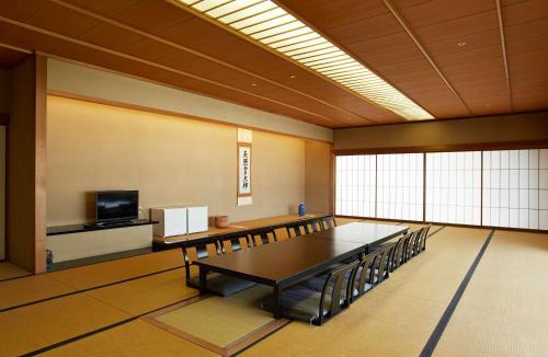 Suminoe Hotel | Osaka Academia