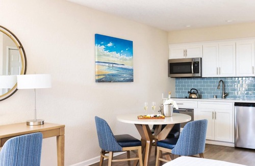 Rio del Mar Hotel | Partial Ocean View Studio