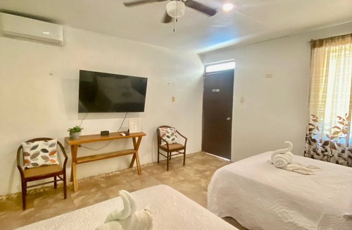 Chelem Hotel | Pelican Inn at Las Dunas Resort