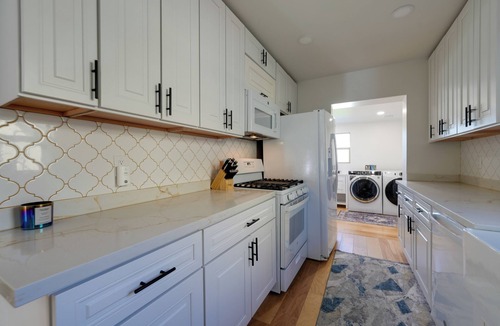 Encanto Apartment | Pet-Friendly Phoenix Retreat: Main House + Casita!
