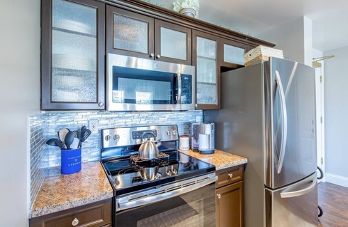 Lake Las Vegas Condo | Plush 2-Bed 2-Bath Condo Suite with Amazing Views!