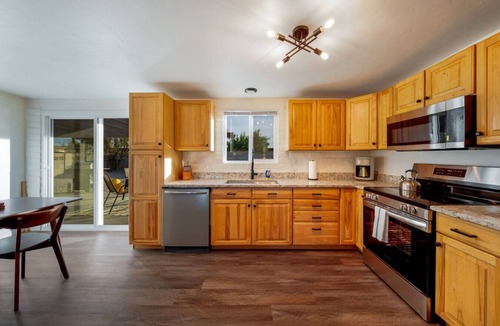 Groves Lincoln Park House | Pool | 4 BR 2 BA | Davis Monthan AFB | Renovated