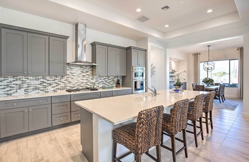 Palm Valley House | Private Pool & Grill: Modern Goodyear Retreat