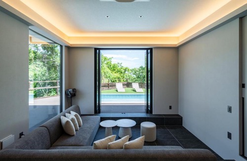 Kawazu Apartment | REQUIES first bloom