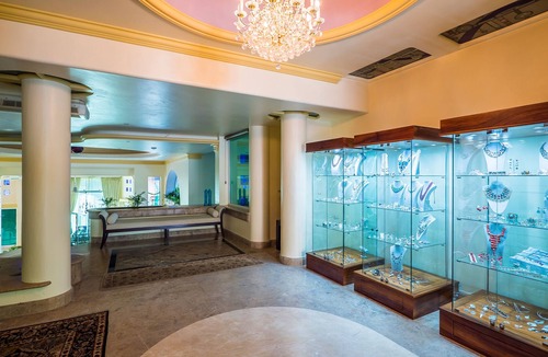 Boca de Tomatlan Villa | Romantic Bianca Suite with amazing beach, and tropical forest views