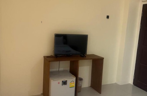 Nanai Road Hotel | Royal Waves Hotel
