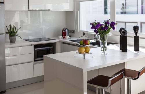 Patong House | (SHA Plus) BYD Lofts /Spacious 1 Bedroom Deluxe Suite - Room Only