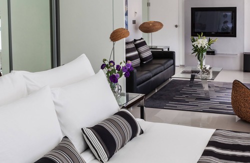 Patong House | (SHA Plus) BYD Lofts /Spacious 1 Bedroom Deluxe Suite - Room Only