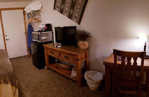 Blanding Hotel | Stone Lizard Lodging