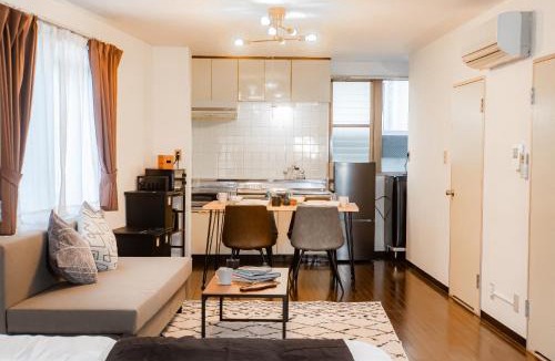 Tomigaya Apartment | Studio aoi 201