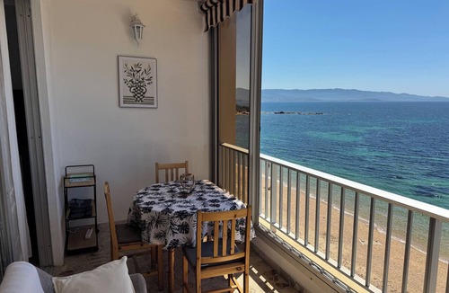 Le Ricanto Apartment | Studio with ocean view, direct beach access, Ajaccio Bay