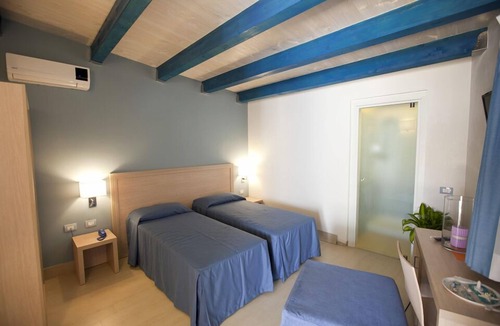 Lido Marausa Hotel | Sunset Beach