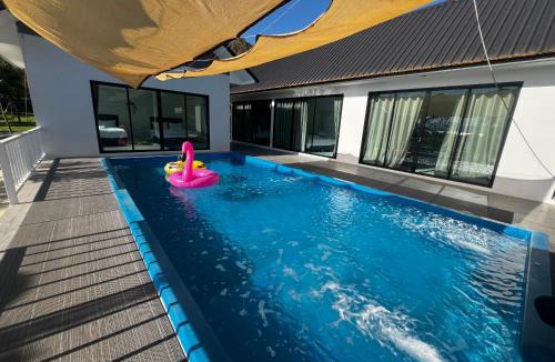 Dan Chang House | The Forest Pool villa & cafe