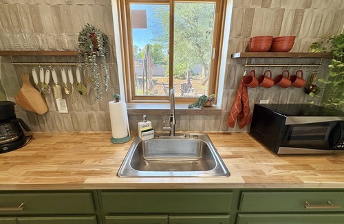 Alhambra Apartment | The Little Adobe - Daniel & Clara Boone Historic Bunkhouse in Central Phoenix!