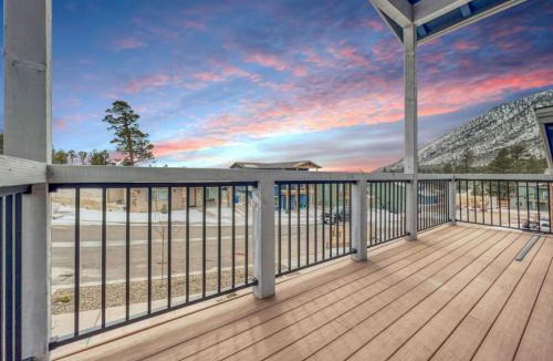 Flagstaff House | Tiny Timber Tree Home NEW