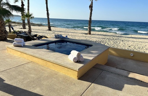 La Ribera House | "Tranquil Palms Retreat"