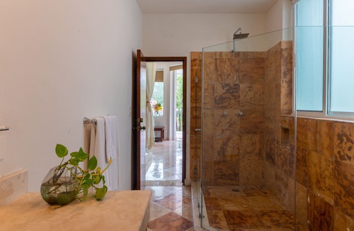 Alfredo V. Bonfil Hotel | Villa Palmeras