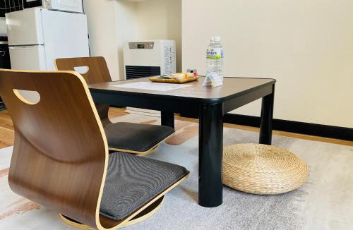 Shiroishi Apartment | Warm House2