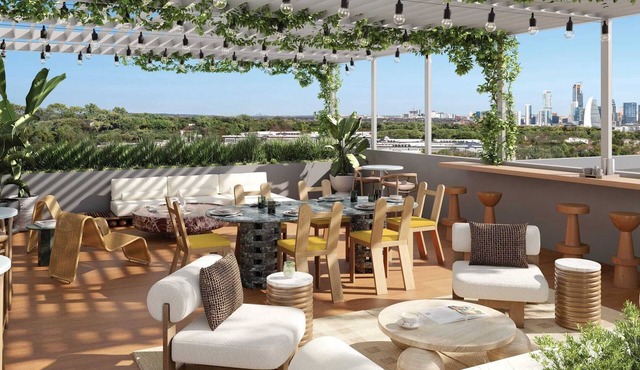 20 Guests at The Code by Avantstay Resort Amenities + Pool Steps to Zilker + Lady Bird in South Lamar