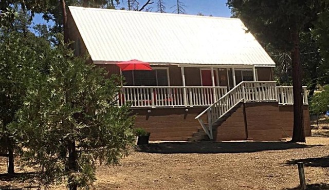 A Rustic Mountain Escape