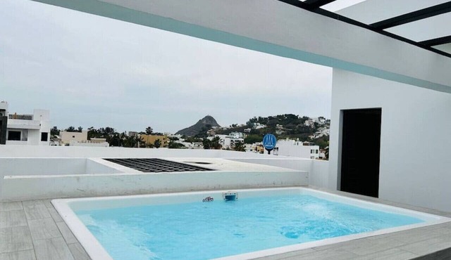 Aleman 13, Central apartment near the beach