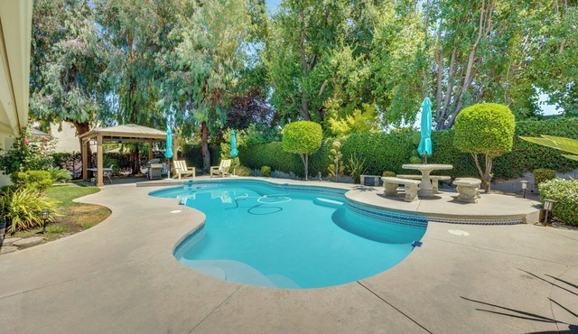 Billiards & Private Pool: Bright Clovis Home!