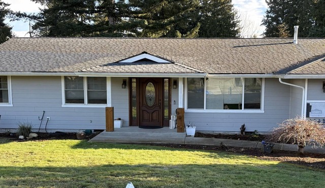 Charming Everett Retreat - Gateway to Puget Sound