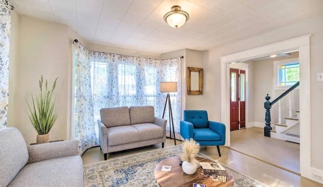 Comfortable, Charming 4-Bedroom Home Near Outdoor Adventure. Pet Friendly!
