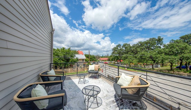Conveniently located | Upstairs Deck BBQ