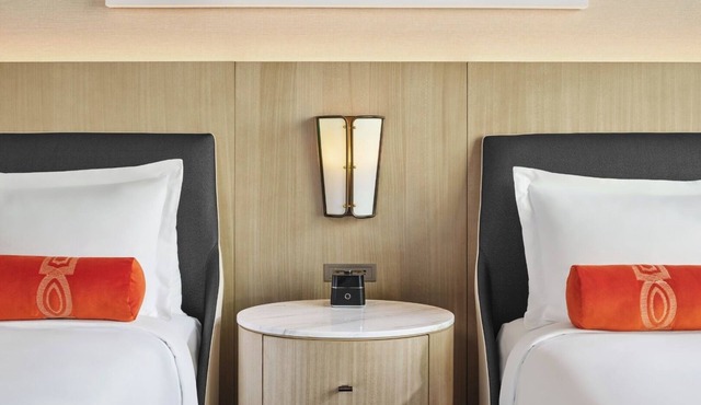 Experience Elegance at Distinct Room Near Fort Worth’s Buzz