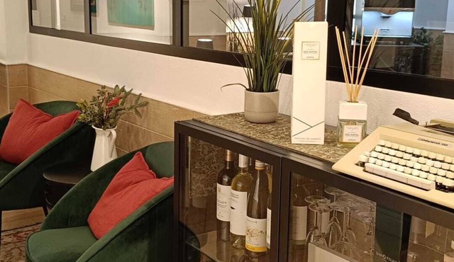 H22 Hotel