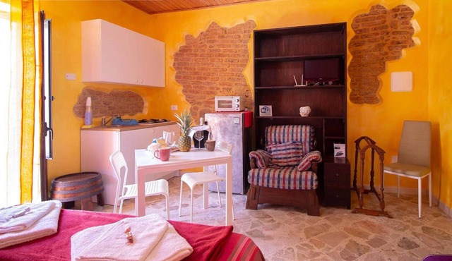 Homerez - Nice studio 13 km away from the beach for 3 ppl. at Castelbuono