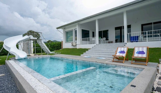 Konmek Poolvilla