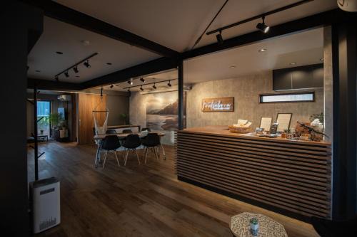 Modern Container House - 2 Min Walk to Matsubara Beach - Sleeps 7