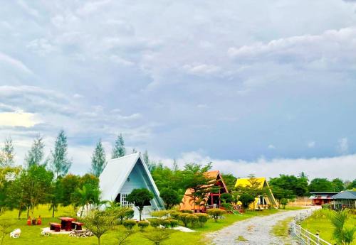 Mountain Deer Resort & Camping