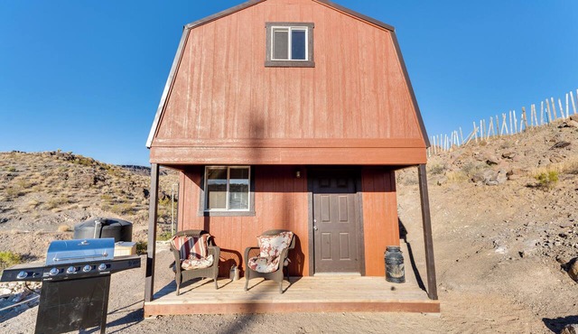 Oatman Studio w/Fire Pit Near Bullhead City!