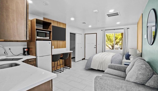 Peppertree Studios D8