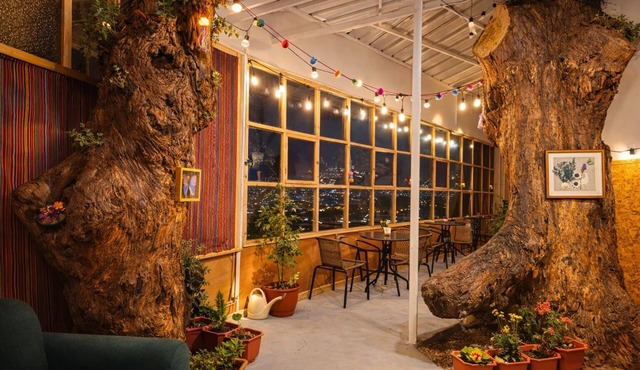 Private Panoramic Viewpoint-Apartment with natural trees