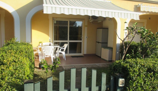 Secure complex, free WiFi, pool, tennis courts, plus many more facilities.