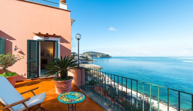 Terrazza Morgera - Three Bedroom Apartment, Sleeps 6