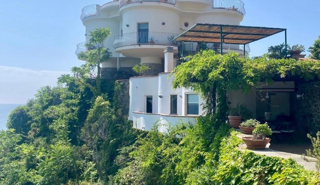 Villa Alcado