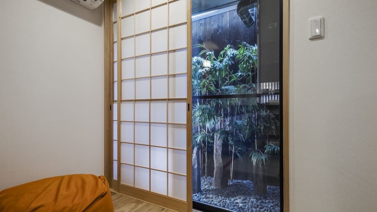 Photo of Others in Karasuma