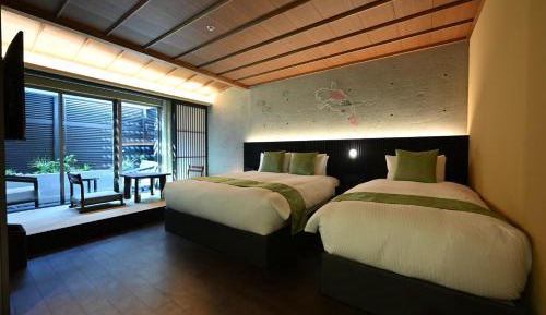 Queen Room With Tatami Area and Spa Bath